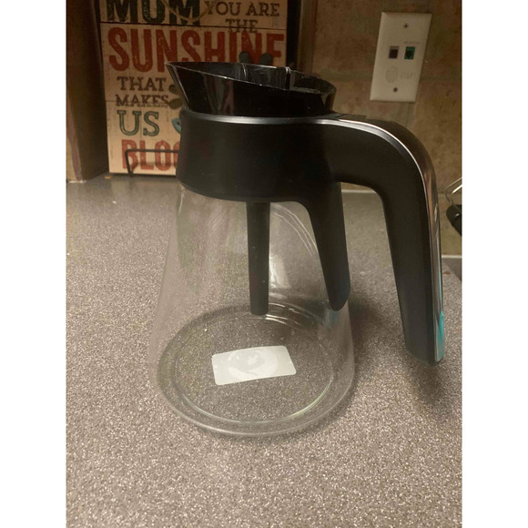 Official Ninja Coffee Carafe Replacement 43Oz Glass Carafe - Used - Picture 2 of 4